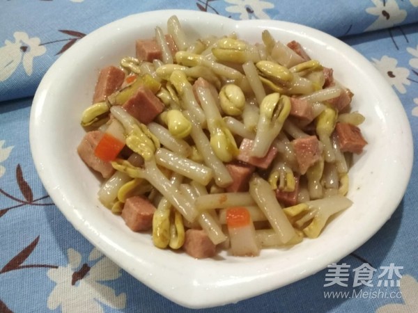 Fried Peanut Seedlings with Vegetarian Meat recipe