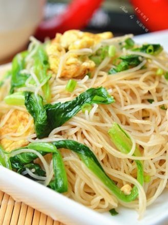 Cantonese Fried Rice Noodles recipe
