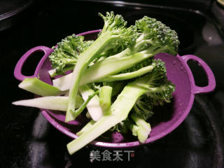 Broccoli Salad recipe