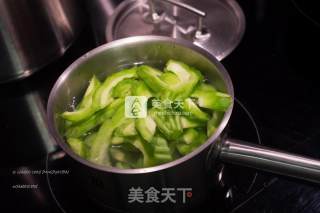 Stir-fried Beef with Bitter Gourd in Black Bean Sauce recipe