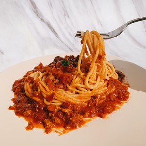 Spaghetti with Tomato Meat Sauce recipe