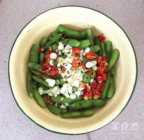 Spicy Cold Edamame recipe