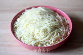 Spaghetti with Tomato Bolognese recipe
