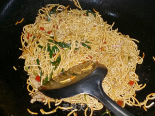 Dry Fried Noodles recipe