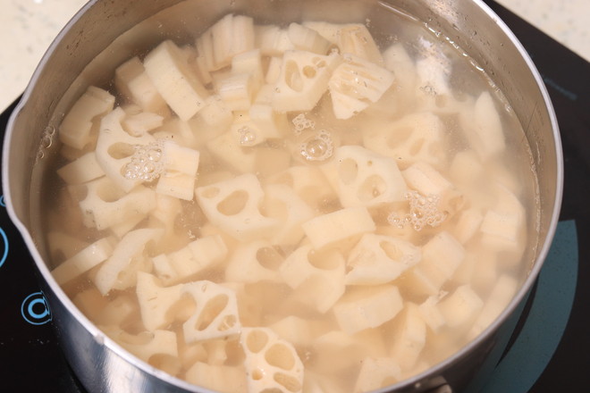 Spicy and Delicious, Super Rice with Cumin and Lotus Root! recipe