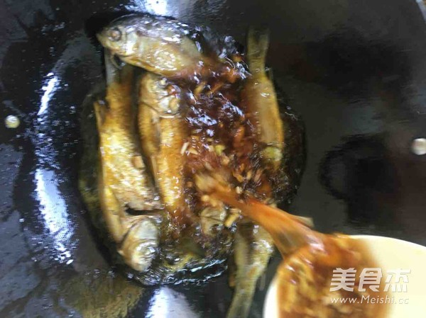 Braised Crucian Carp recipe