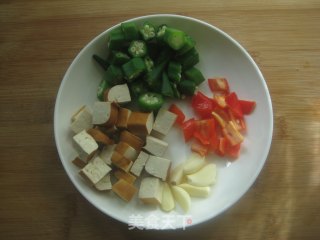 Okra Stir-fried Dried Tofu recipe