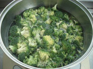 Broccoli Salad recipe