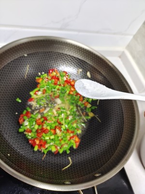 Simple Stir-fried Bullfrog recipe