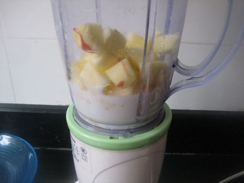 Banana Apple Honey Juice recipe