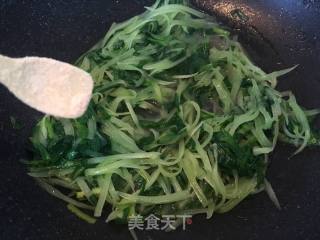 Stir-fried Lettuce with Leek recipe