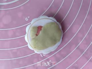 Cartoon Snowy Moon Cake recipe