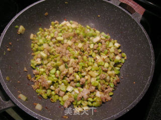 Celery Lima Beans with Minced Meat recipe