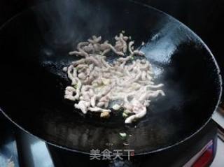 Stir-fried Shredded Pork with Amaranth Stem recipe
