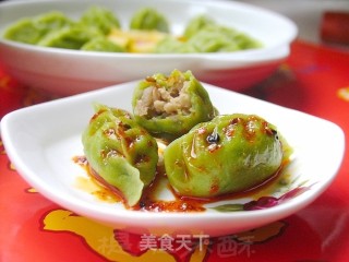 Dumplings Full of Spring in Winter-jade Lotus Root Fragrant Meat Dumplings recipe