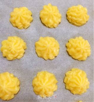 Children's Favorite-nutrition Custard Puffs recipe