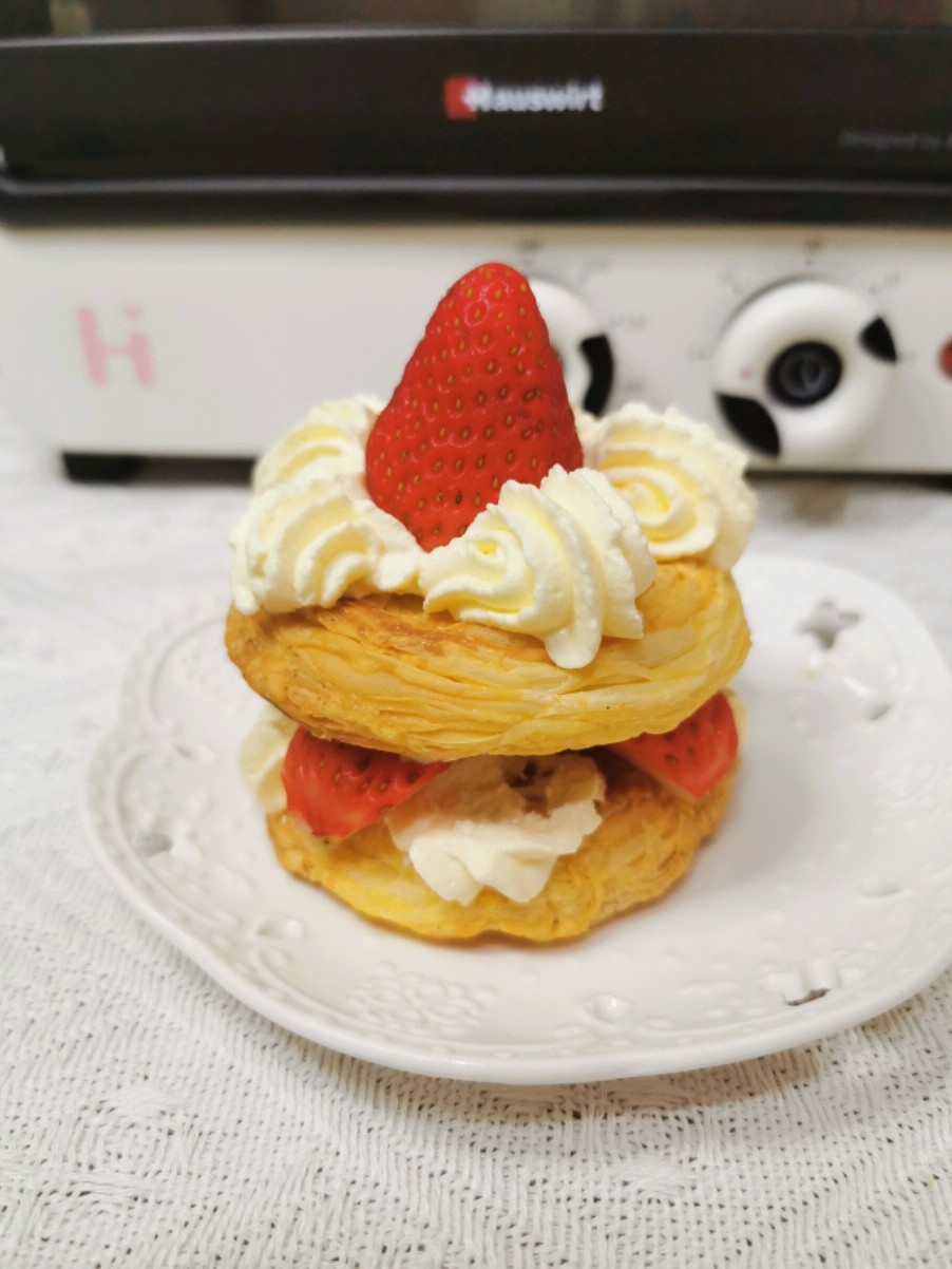 Fairy Eat Strawberry Napoleon recipe