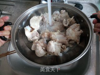 Dried Vegetable Pork Bone Soup recipe