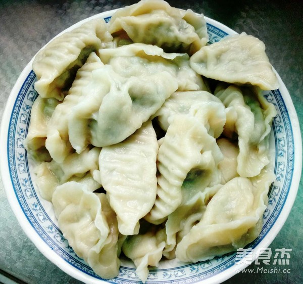 Green Vegetables and Pork Dumplings recipe