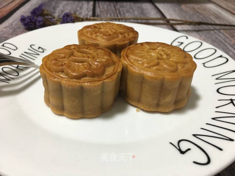Cantonese-style Moon Cakes recipe