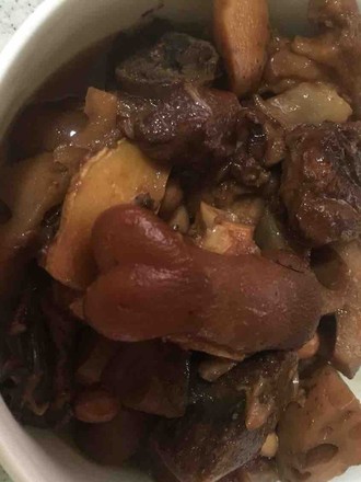 Braised Pork Knuckles with Southern Milk and Oyster Sauce recipe