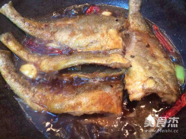 Braised Small Yellow Croaker recipe