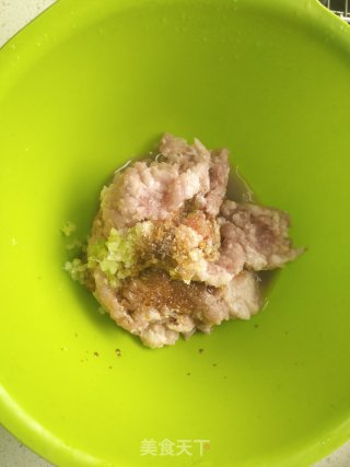 Steamed Pork with Cordyceps Flower recipe