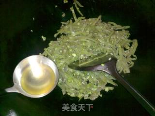 Stir-fried Lentil Shreds recipe