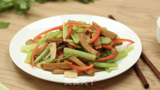 Celery Sauteed Dry recipe