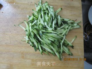 Cucumber with Enoki Mushroom recipe
