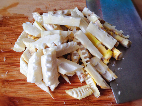 Braised Spring Bamboo Shoots in Oil recipe