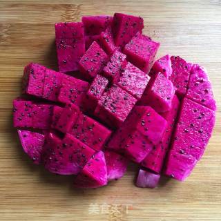 Dragon Fruit Milkshake recipe