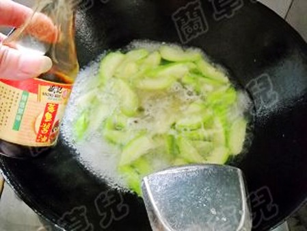 Twisted Loofah Vermicelli Soup recipe