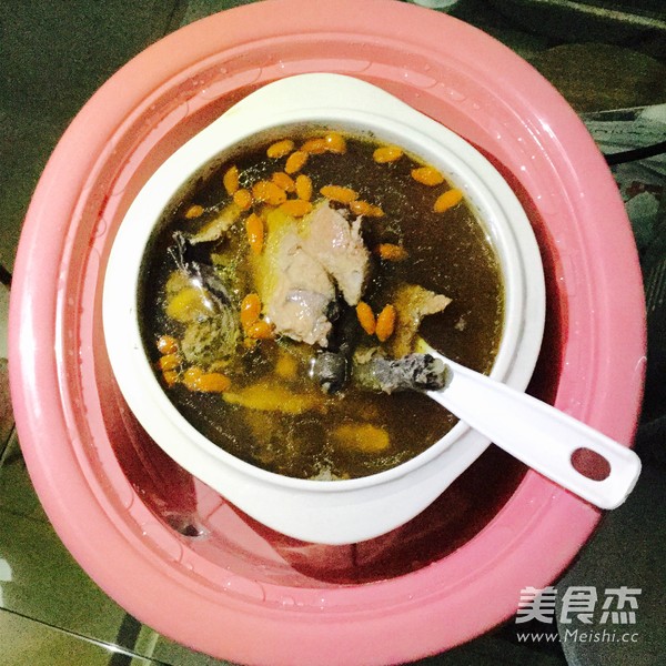 Qingbu Black Chicken Soup recipe