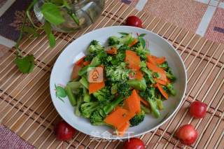 Two-tone Broccoli recipe