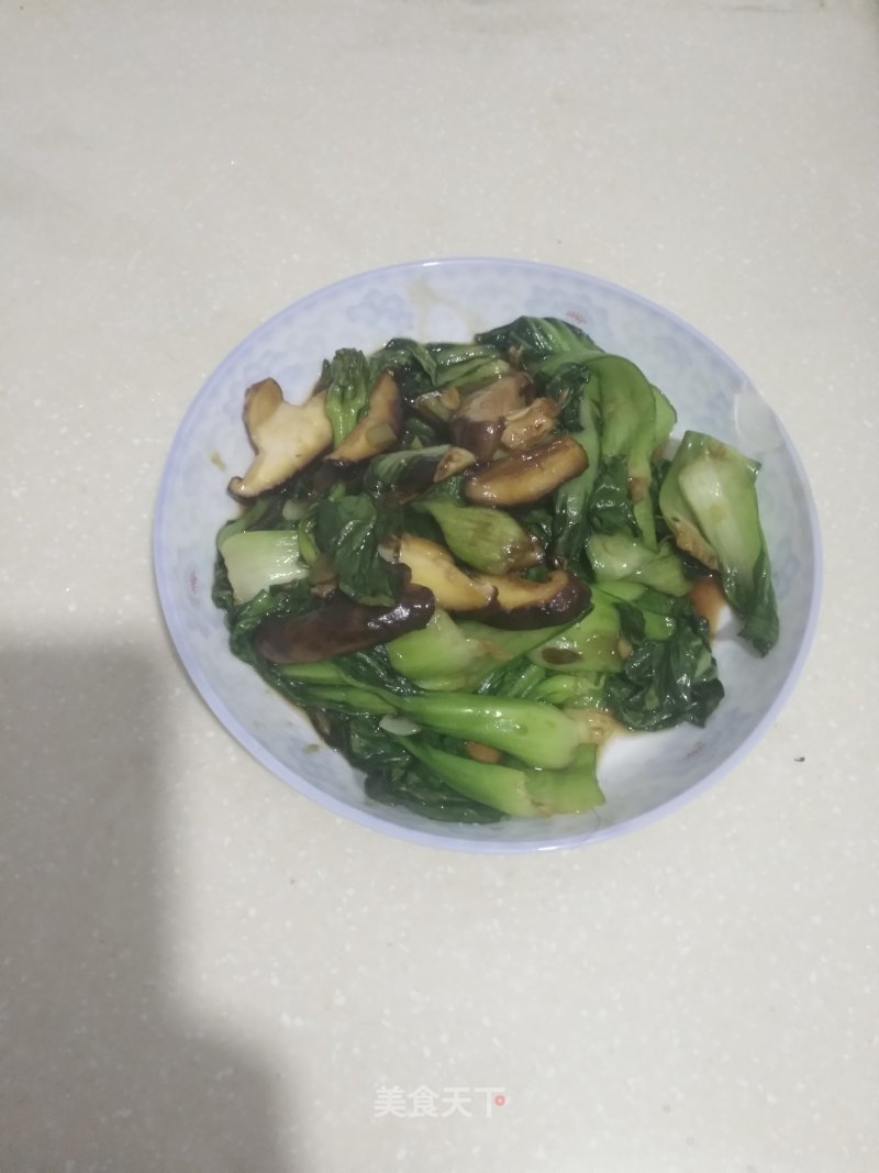 Stir-fried Shanghai Green with Mushrooms recipe