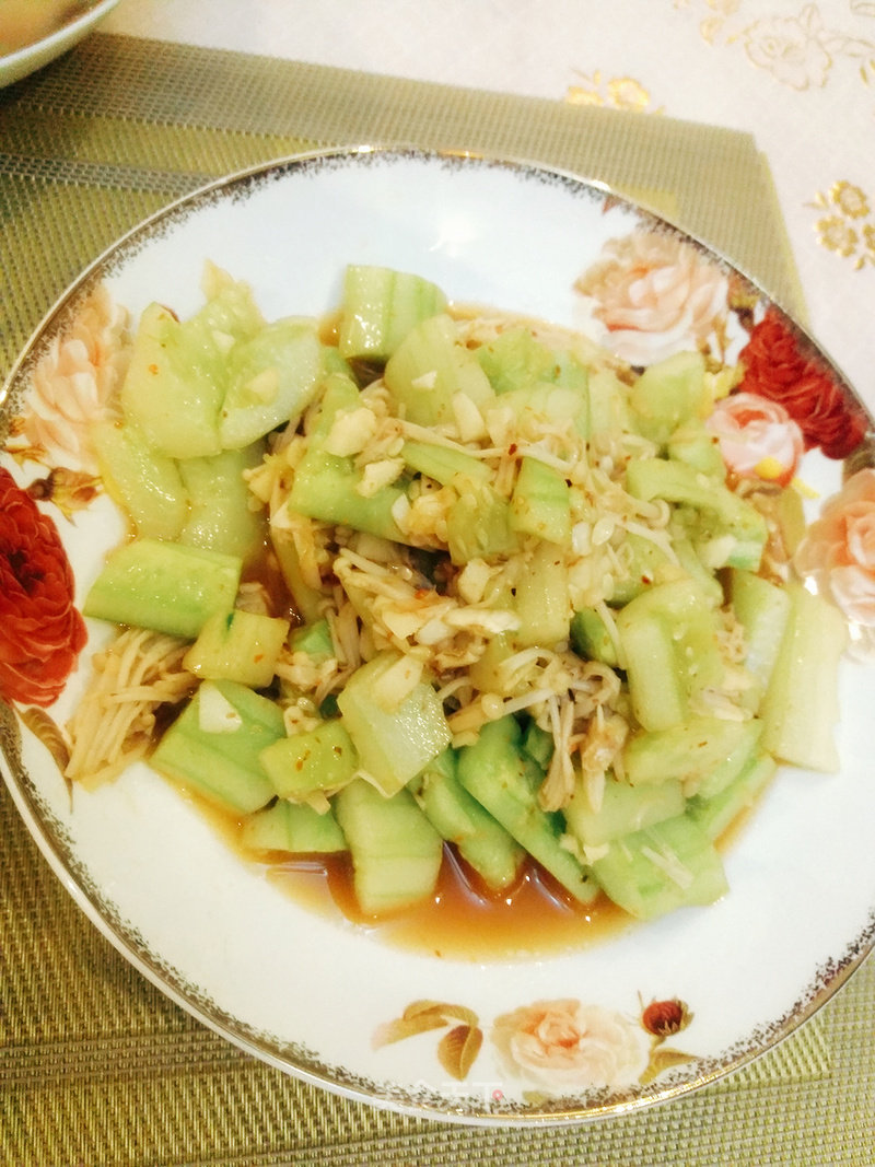 Cucumber with Enoki Mushroom recipe