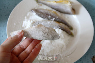 Make Cold Appetizer [small Yellow Croaker in Black Bean Sauce] with Traditional Method recipe