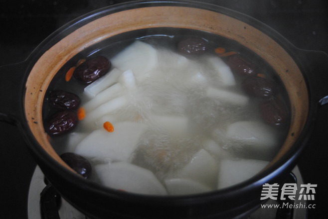 Pork Meatballs and Radish Soup recipe