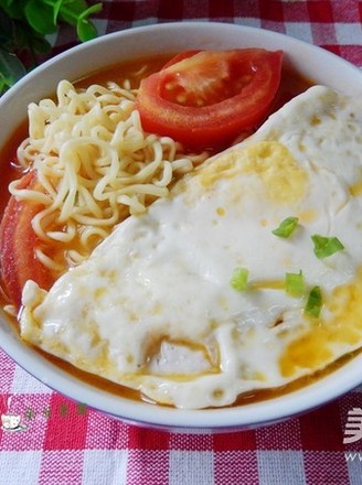 Tomato Egg Noodle Soup