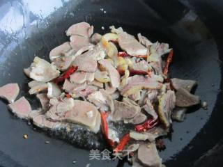 Stir-fried Beef Head Meat-xinjiang Taste recipe