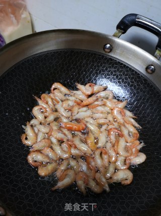 Stir-fried River Prawns with Green Peppers recipe