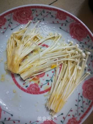 Pan-fried Enoki Mushroom recipe