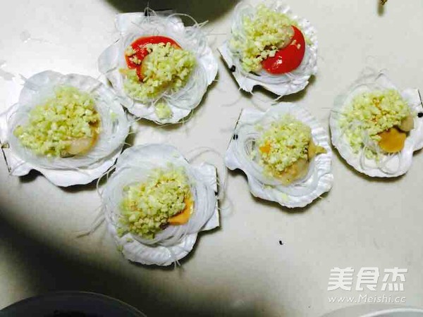 Steamed Scallops with Garlic Vermicelli recipe