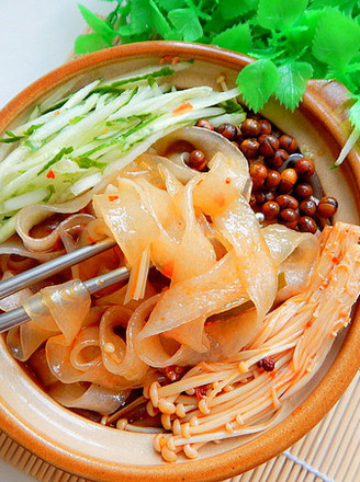 Hot and Sour Wide Noodles recipe