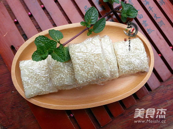 Traditional Peanut Sesame Mochi recipe