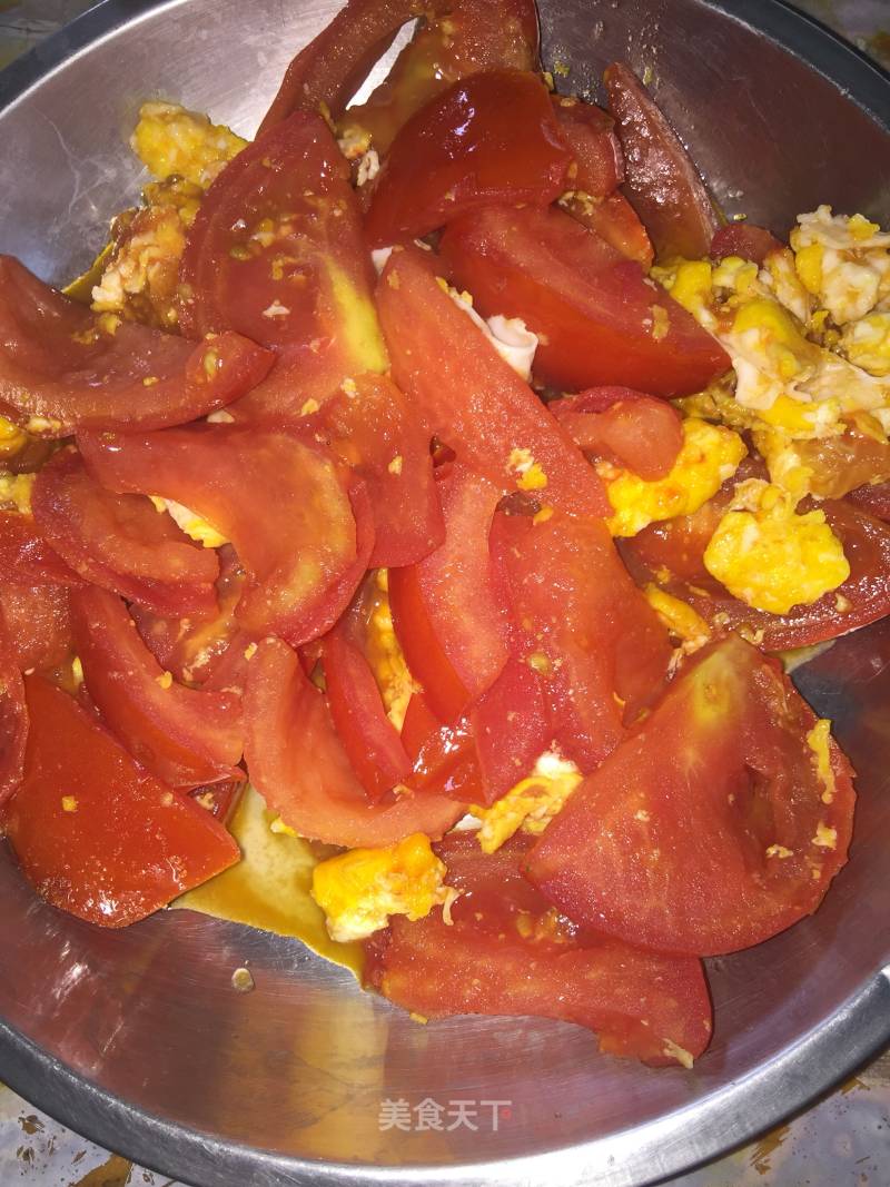 Tomato Scrambled Eggs recipe
