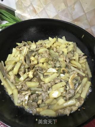 Hot Lamb Soup with Noodles and Noodles recipe