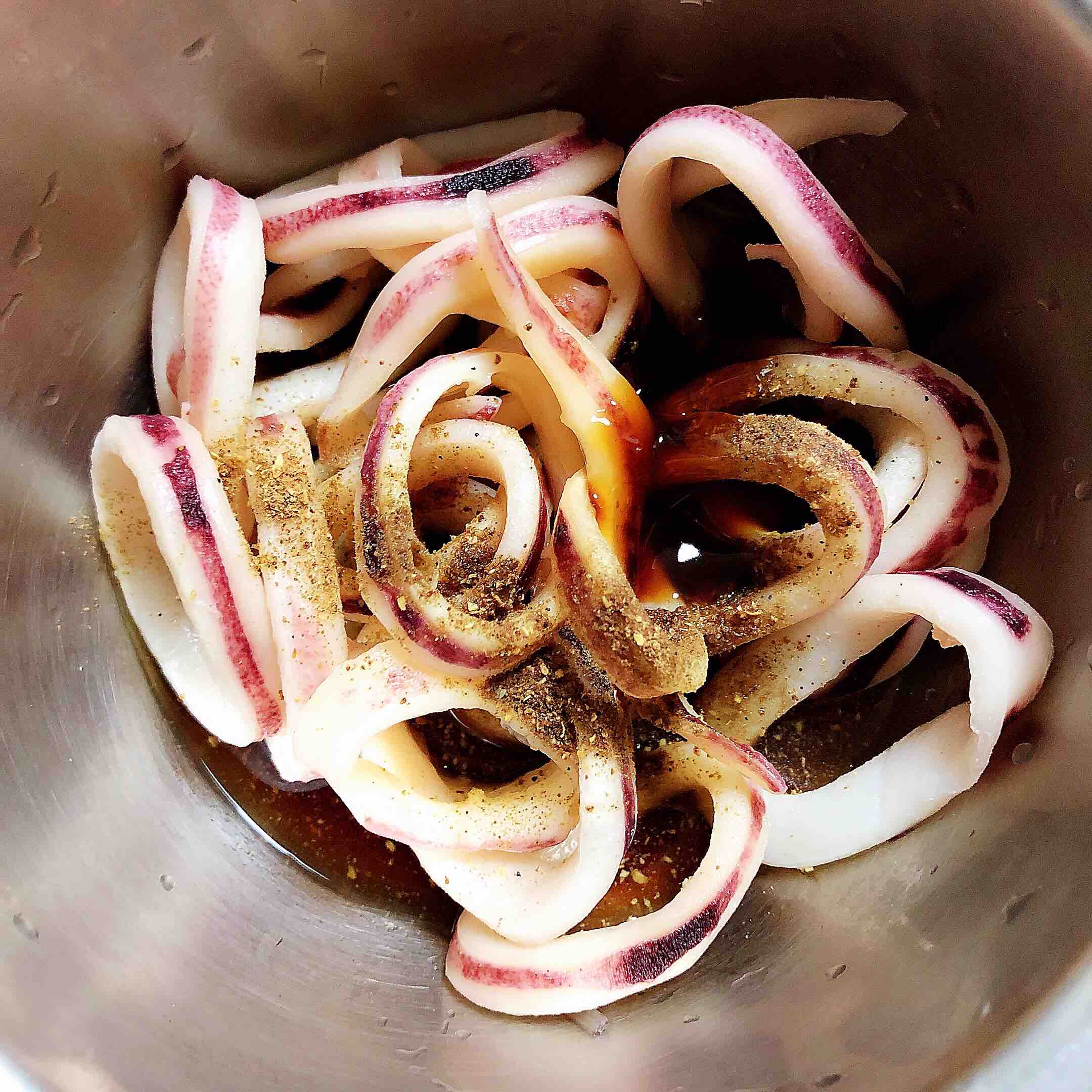 Spicy Celery Squid Rings recipe