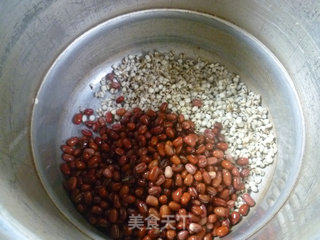 Barley and Red Bean Soup recipe